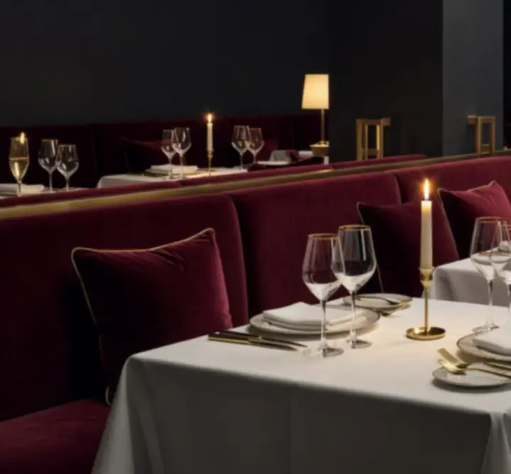 Fine dining étterem Budapesten, hangulatos gyertyafényes vacsora